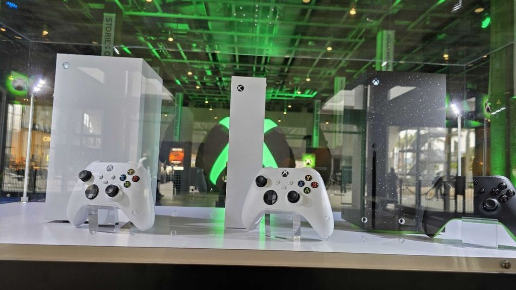 Microsoft, Ekim Ayında Yeni Xbox Konsollarını Piyasaya Sürüyor