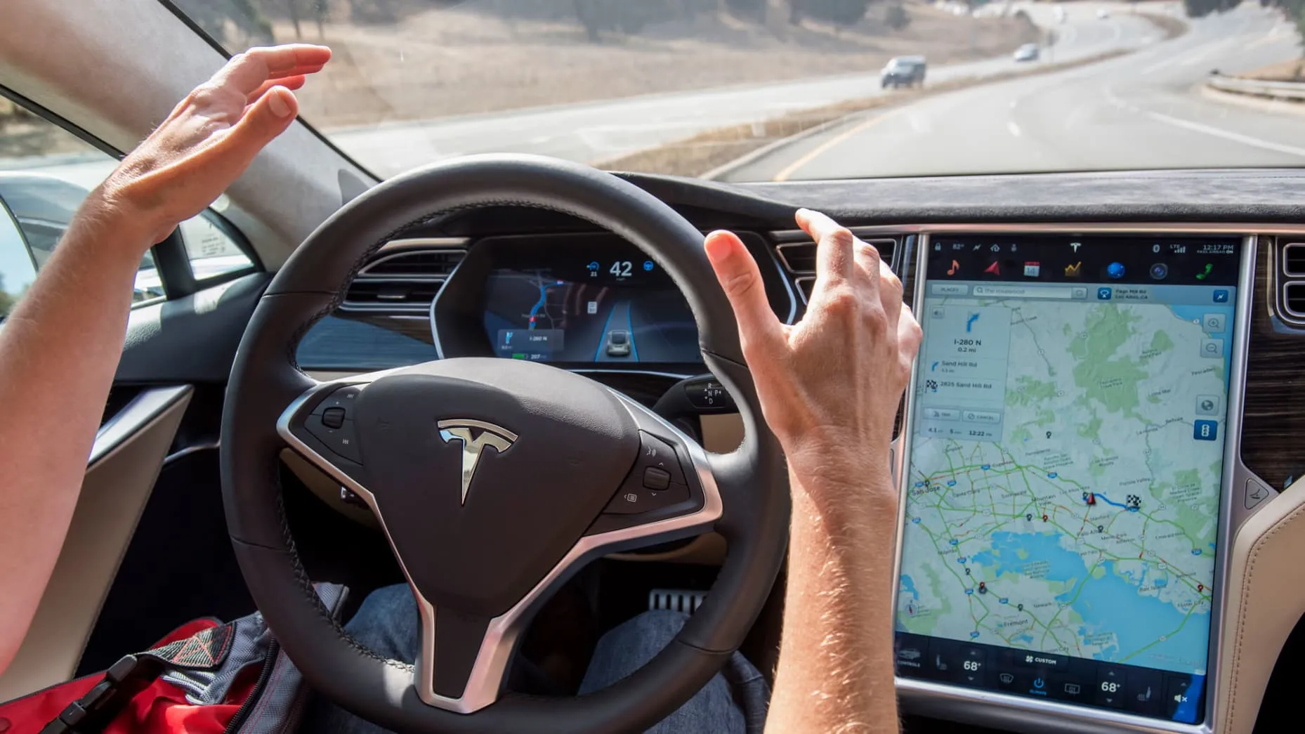 Tesla Full Self-Driving 2025’te Avrupa ve Çin Yollarında!