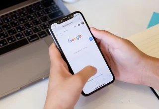 Google, AB’de Siyasi Reklam Yayınını Durduruyor